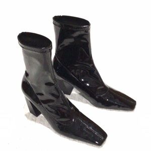 NEW ZARA Black Patent Leather 3” Slant Heel Pull On Ankle Boots